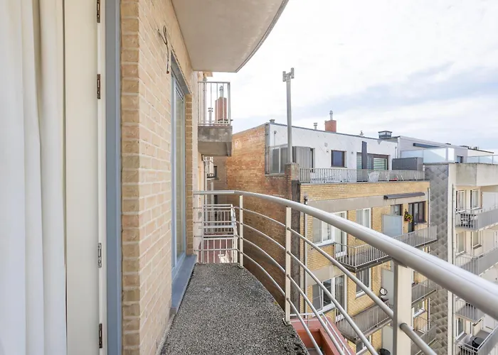 Lecomte - The Shoreline - 232 * Ostende